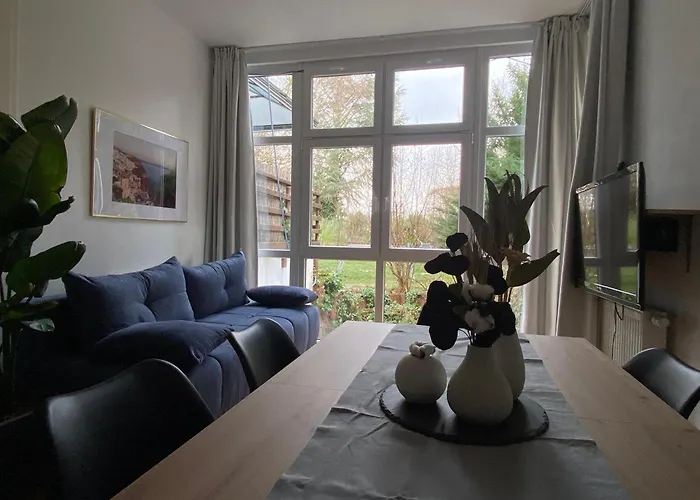 Gemuetliches Messe Und Ferienapartment 60M2 Naehe Koelnmesse & Lanxess Arena