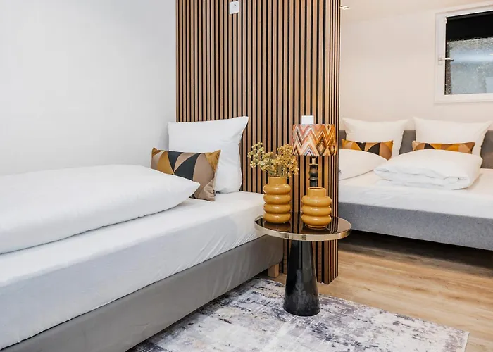 S331 - Luxurious Two Bedroom Duplex Apartment In Cologne