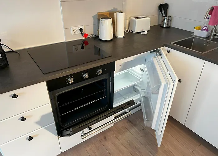 Stylish Apartment In Friesenplatz, Heart Of Cologne