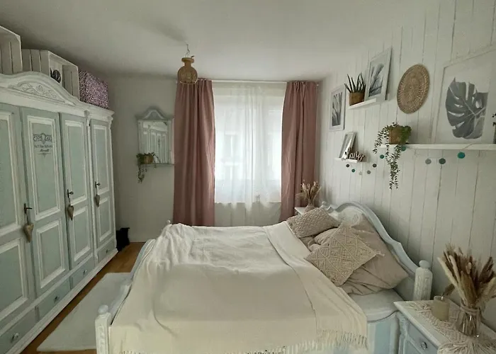 3 Bedroom Apartment In Cologne