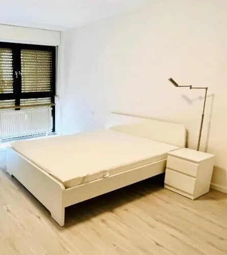 Maru Living M71