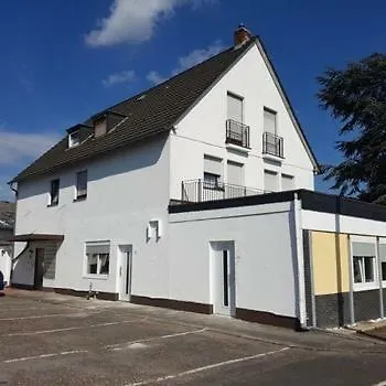 Gaestezimmer Zum Neuenhof