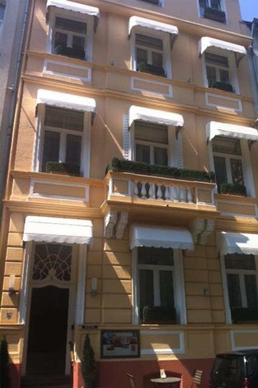 Buchholz Downtown 3*