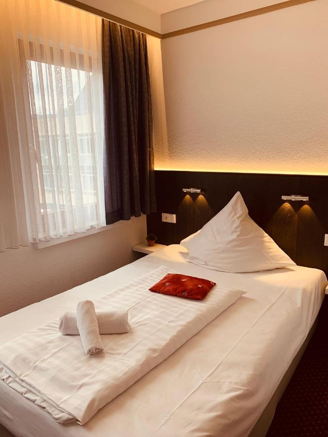 Kunibert Der Fiese 3* Cologne