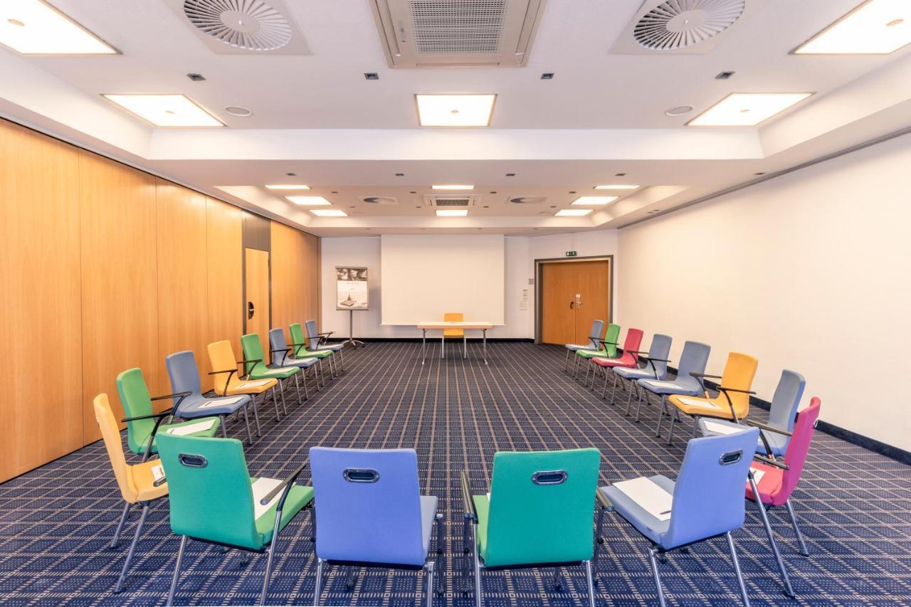 Mercure Friesenstrasse Hotel Cologne