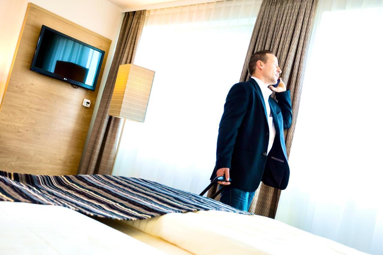 Hotel Stadthotel Am Roemerturm Cologne