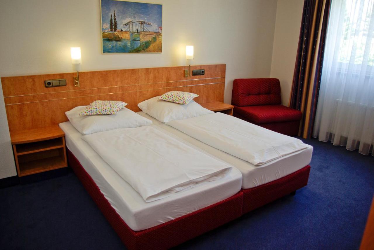 Hotel Airport Business Cologne