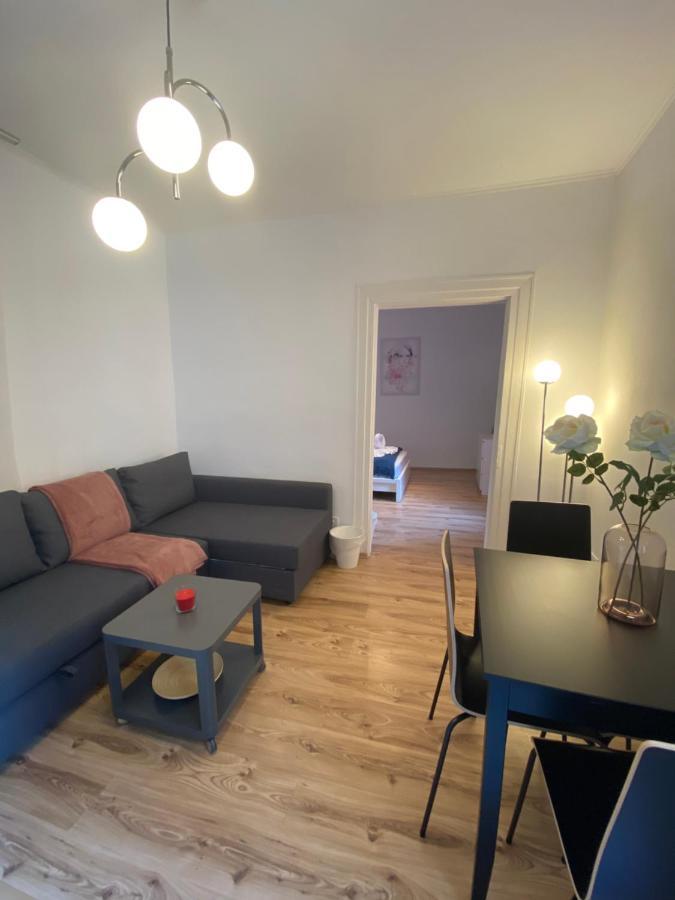 Gemutliche Mitten In Apartment *