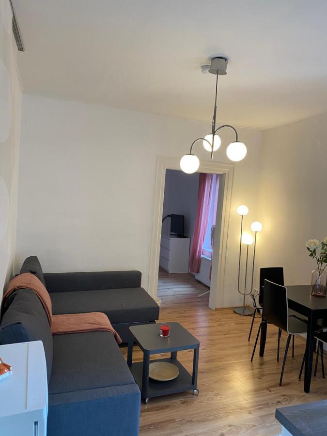 Gemutliche Mitten In Apartment *