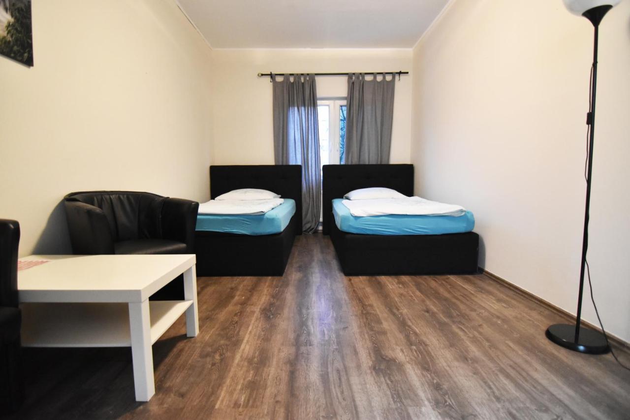 Am Hildeboldplatz Apartment *