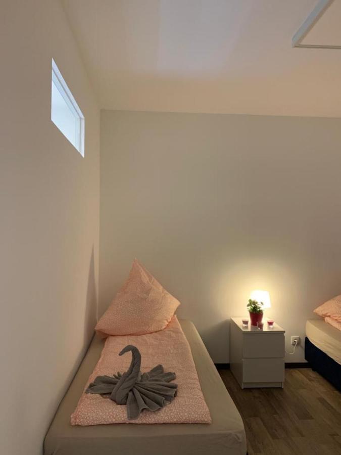 Homestay Lovely Share Aachener Weiher