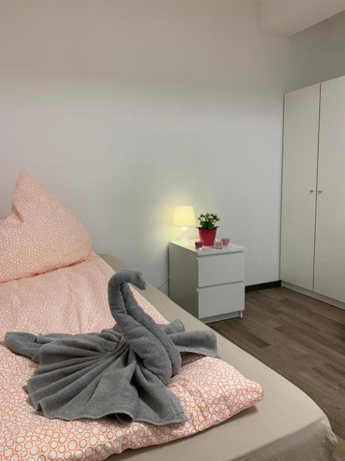 Homestay Lovely Share Aachener Weiher Cologne