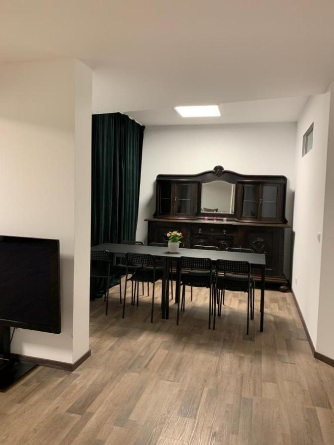 Lovely Share Aachener Weiher Homestay Cologne