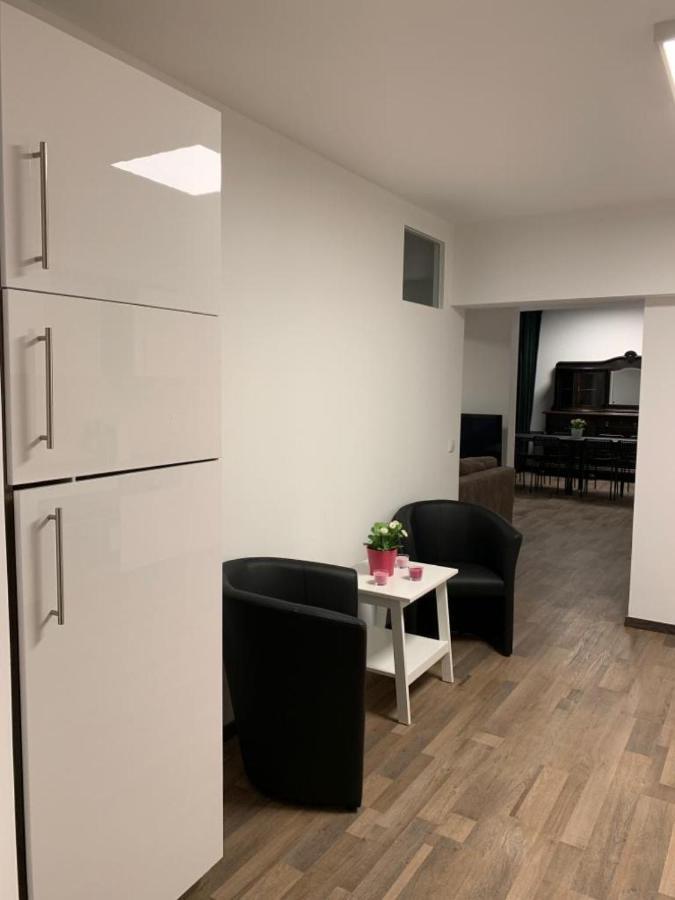 Homestay Lovely Share Aachener Weiher Cologne