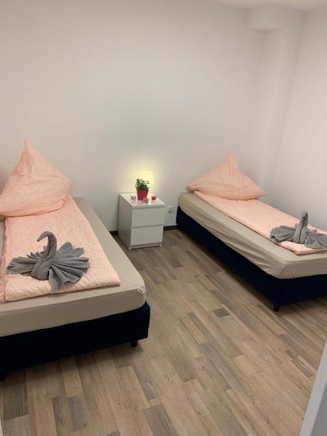 Homestay Lovely Share Aachener Weiher