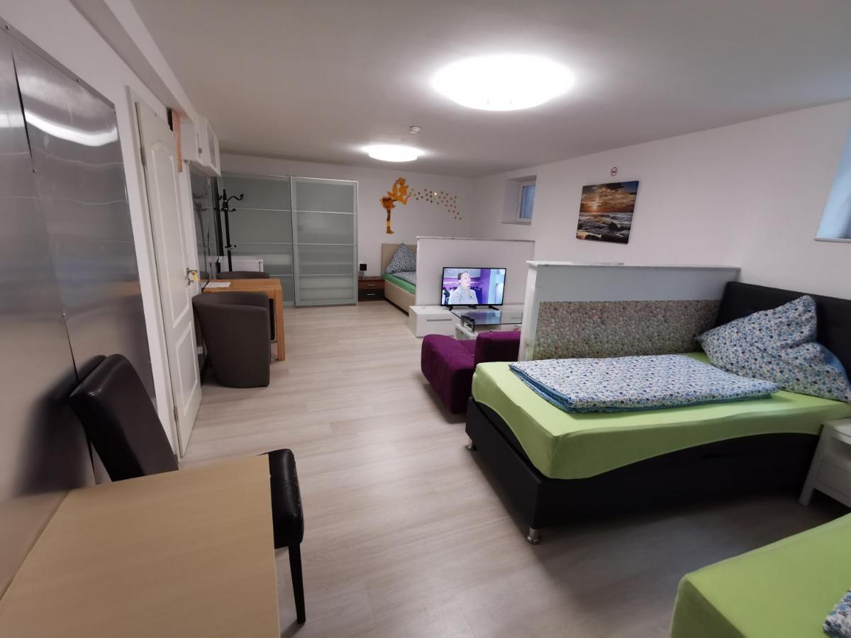 Apartment Messe Vanilla Cologne