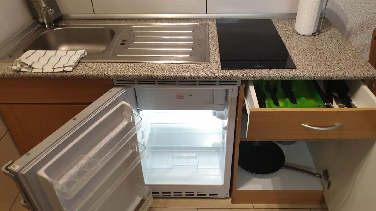 Workers-sleep-station Apartment *