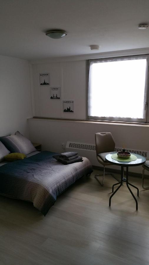 Studio-apartment, Zentral Gelegen Kolonia
