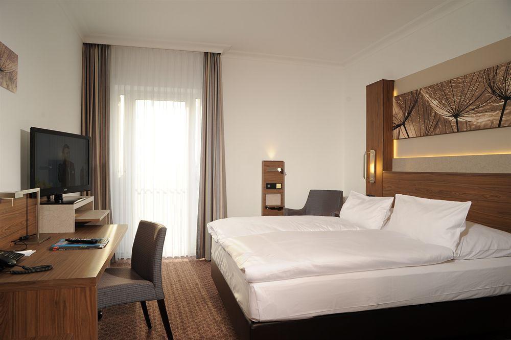 Park By Radisson West Hotel 4*