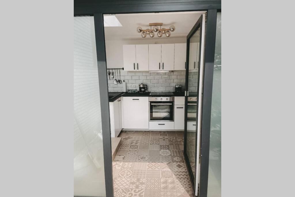 Apartamento Wunderschoene Sanierte Vor Den Toren Koelns *