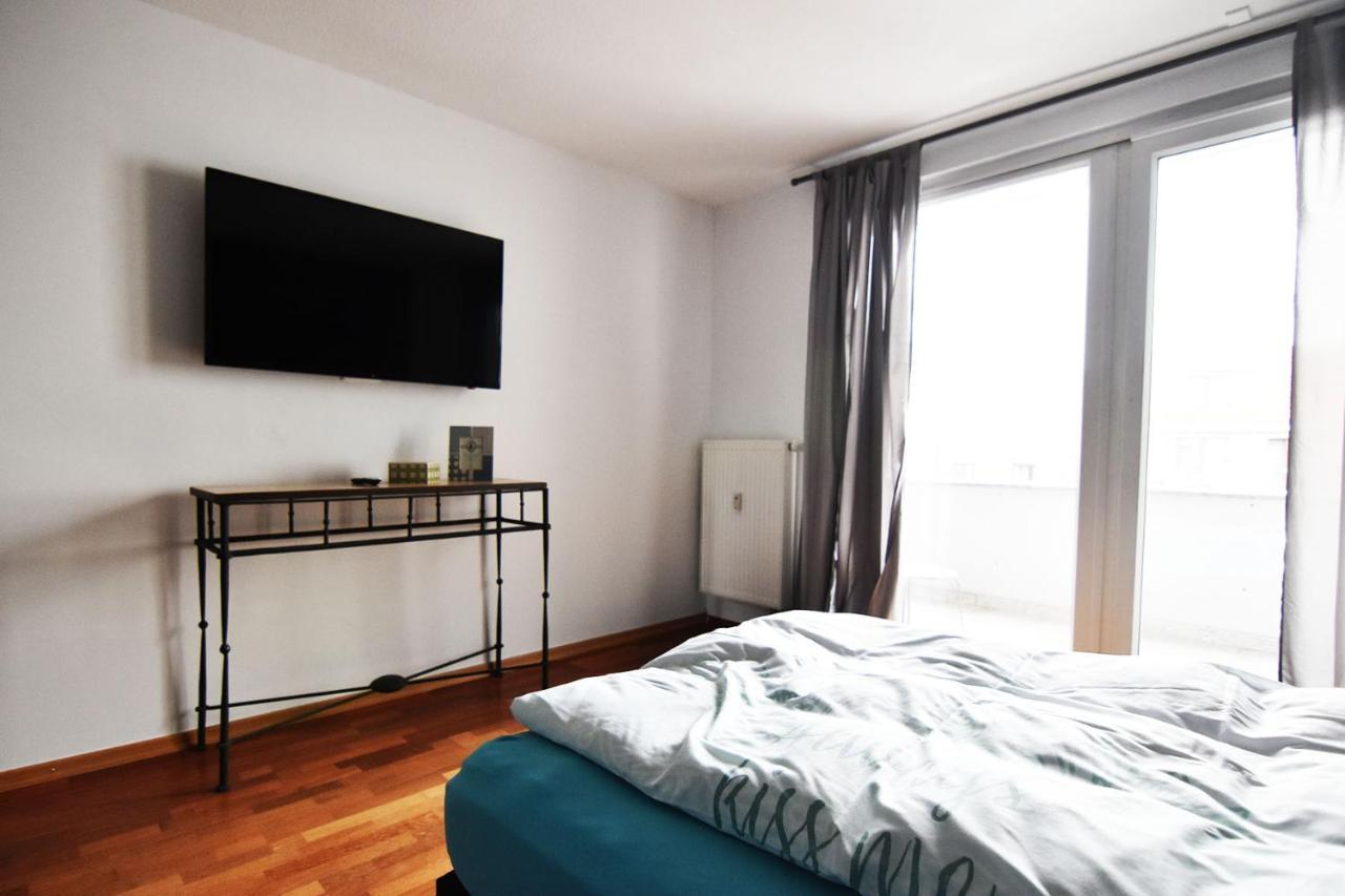 Apartment Dorya Am Ring Cologne