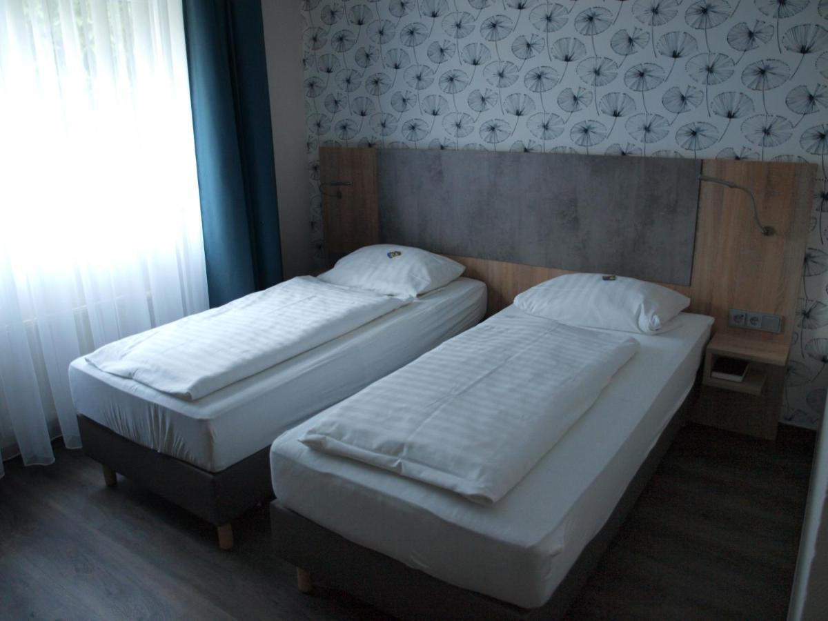 Airport Business Hotel