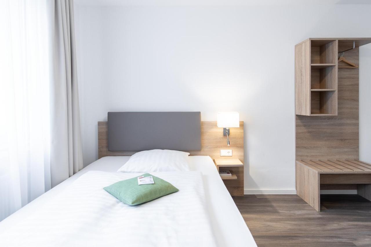 Koeln 2020 Hotel Colonia