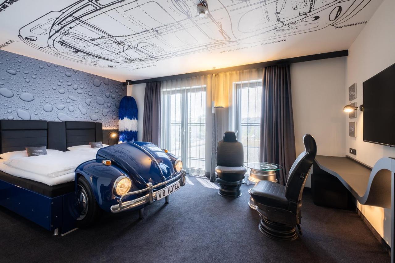 V8 At Motorworld Hotel 4*
