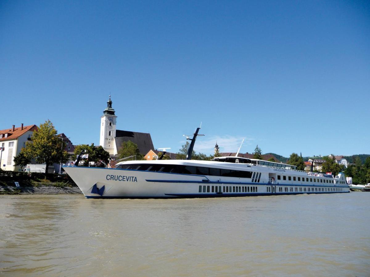 Hotelships Holland Hotel 4*