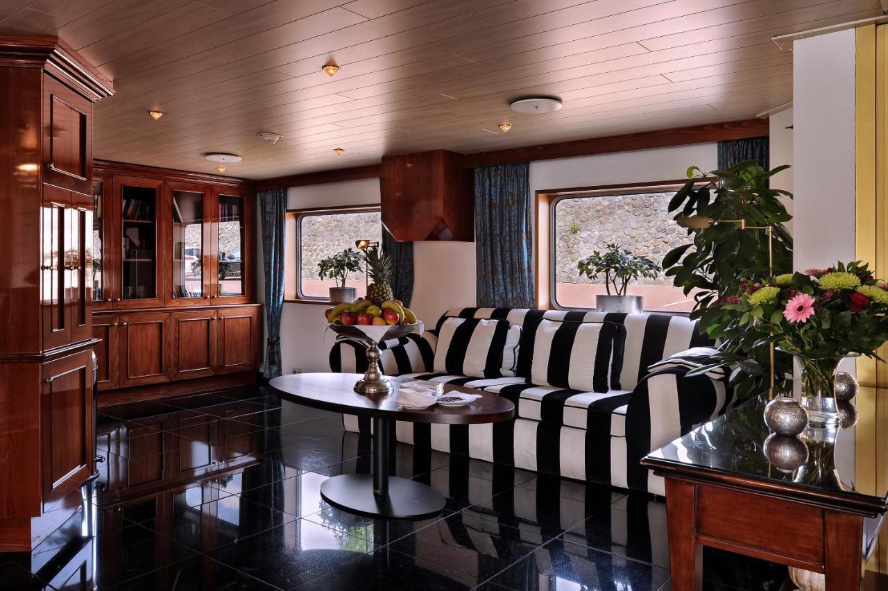 Hotelships Holland Hotel 4*