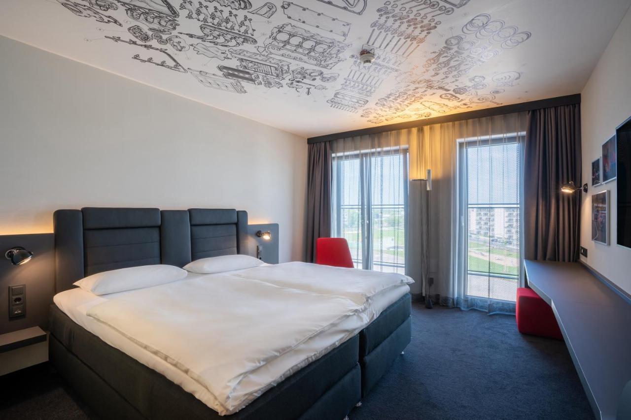 Hotel V8 At Motorworld Cologne
