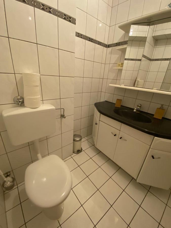 Shared Apartment, Friesenplatz Köln