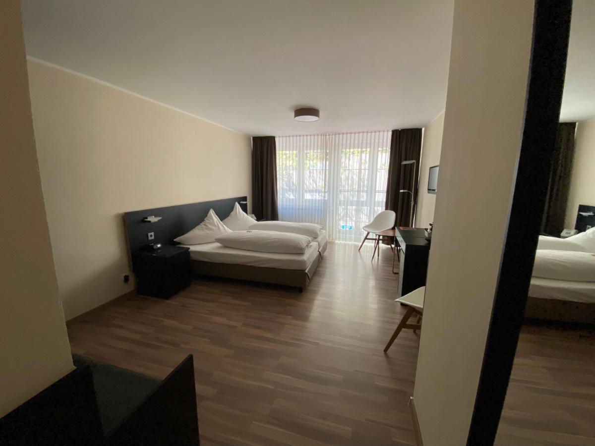 Hotel Drei Kronen 3*