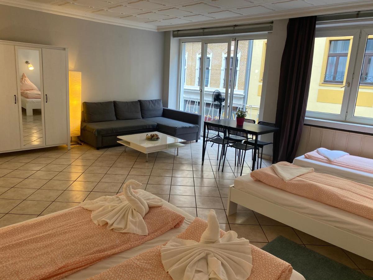 Apartment Shared Apartment, Friesenplatz *