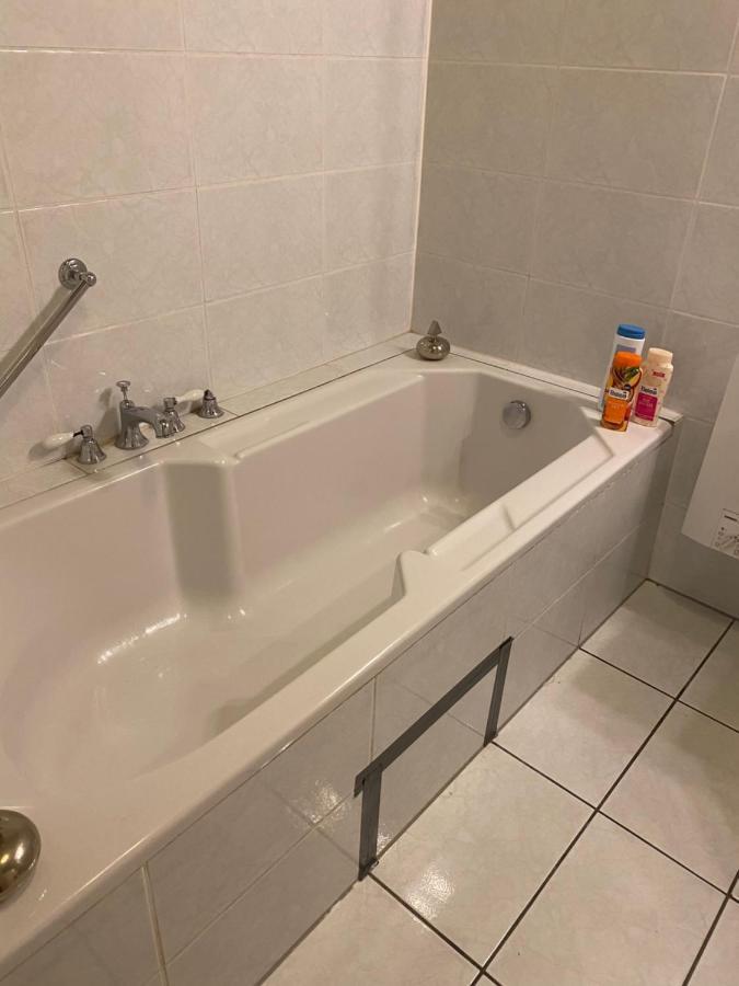 Shared Apartment, Friesenplatz * Köln