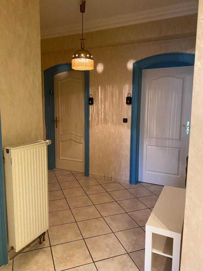 Shared Apartment, Friesenplatz Köln