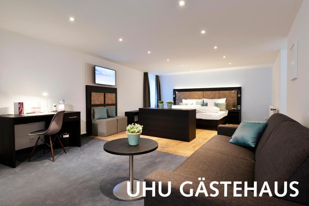 Uhu Garni Hotel 3*