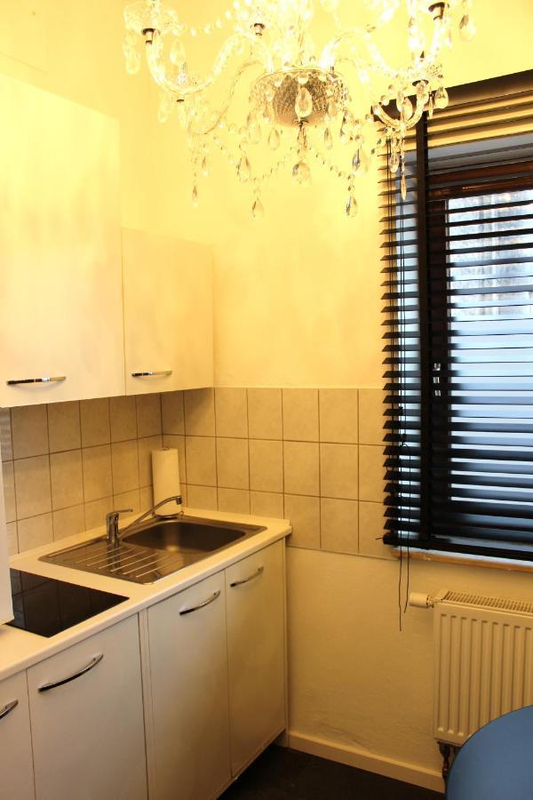 A-partment • Urban Living • - Ehrenfeld Apartment Cologne