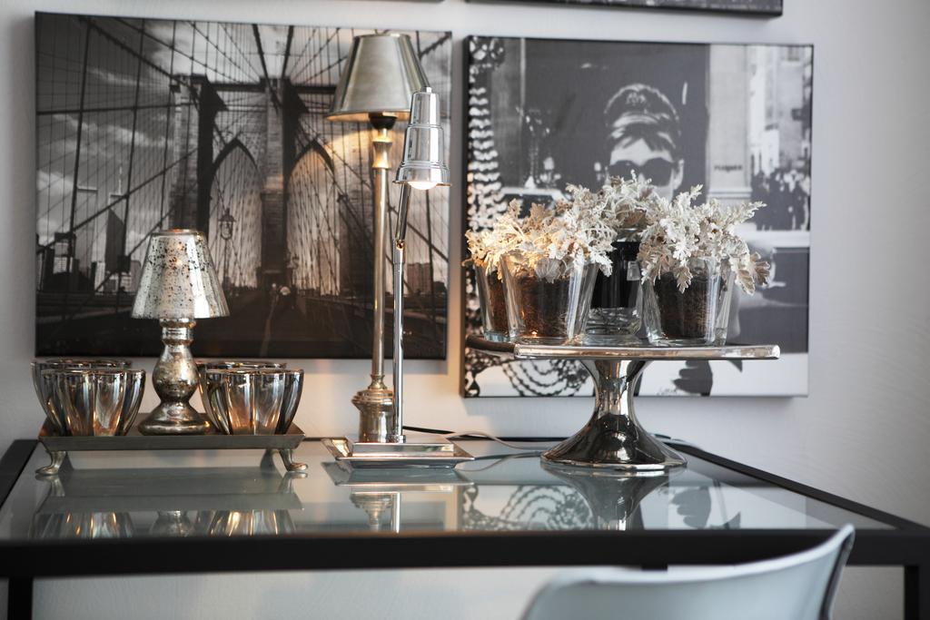 Townhouse Downtown Suites &