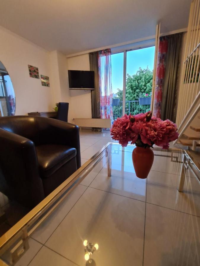 Cara Hotel 3*