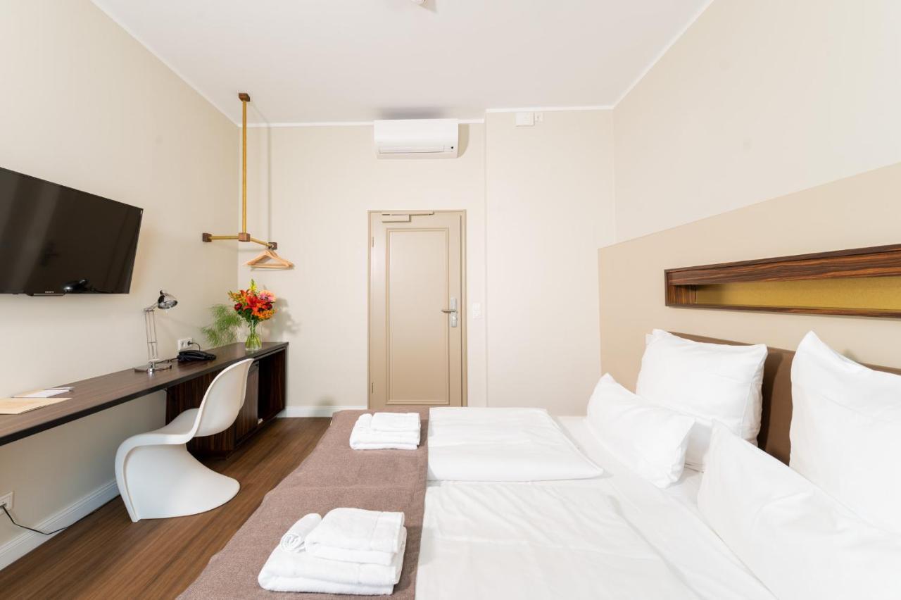 Casa Hotel 3*