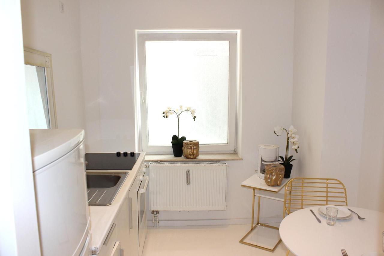 Shared A-partment • Moebliertes In - Ehrenfeld ! *