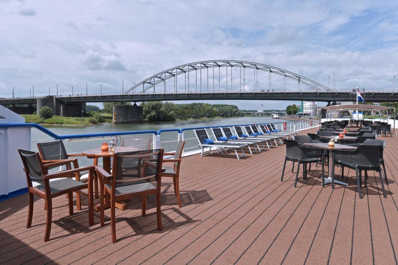Botel Fairtours Hotelschiff Rembrandt Van Rijn*** Koeln Cologne