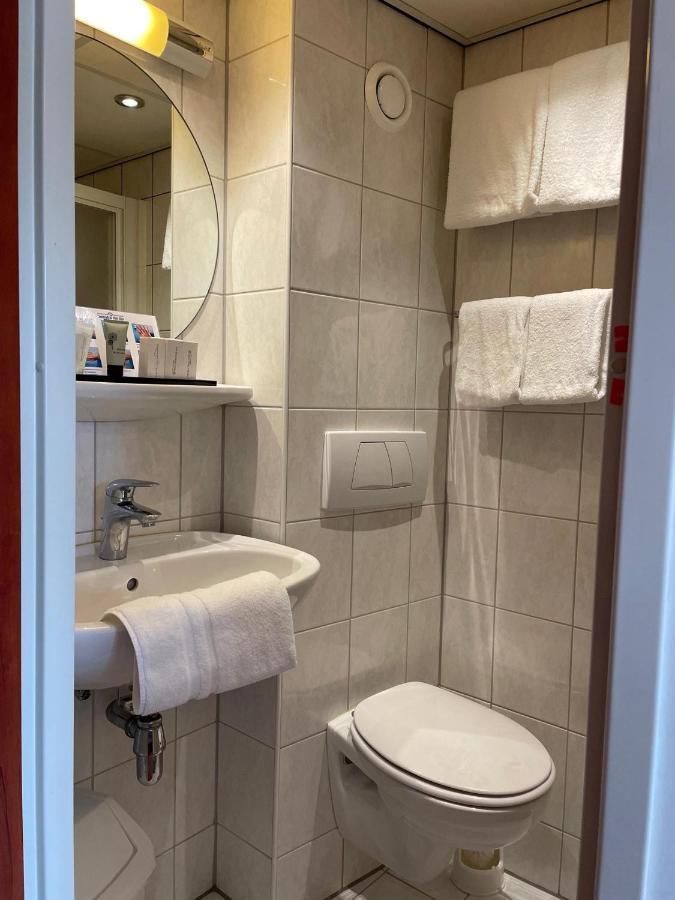 Fairtours Hotelschiff Rembrandt Van Rijn*** Koeln Botel