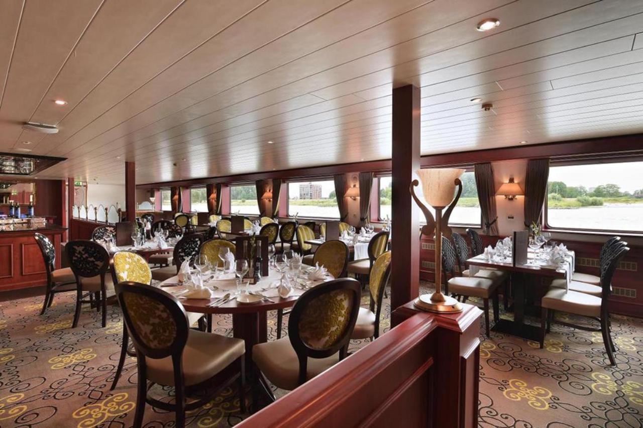 Fairtours Hotelschiff Rembrandt Van Rijn*** Koeln