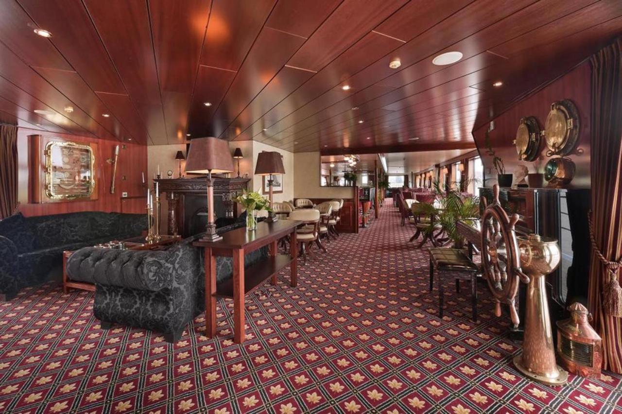 Botel Fairtours Hotelschiff Rembrandt Van Rijn*** Koeln Cologne