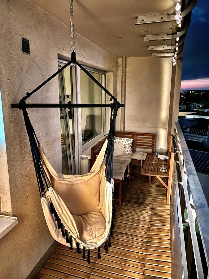 2 Zimmer Apartment Mit Blick Auf Den Koelner Dom Apartment