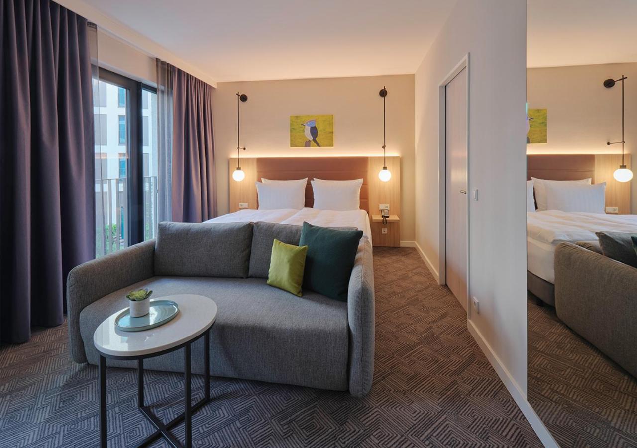 Adina Hotel 4*