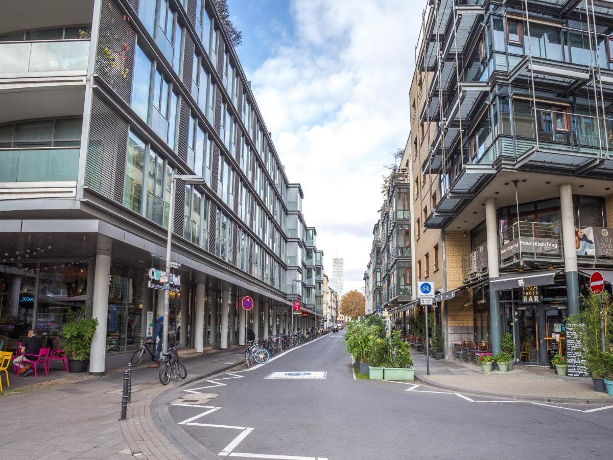 Aparthotel Limehome Friesenplatz - Digital Access Keulen