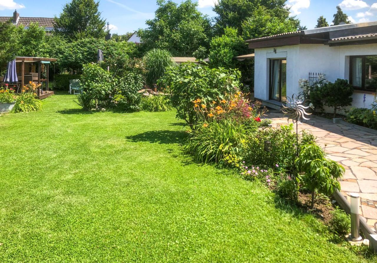 Ferienhaus Komfortwohnung City/messe 25 Min Köln